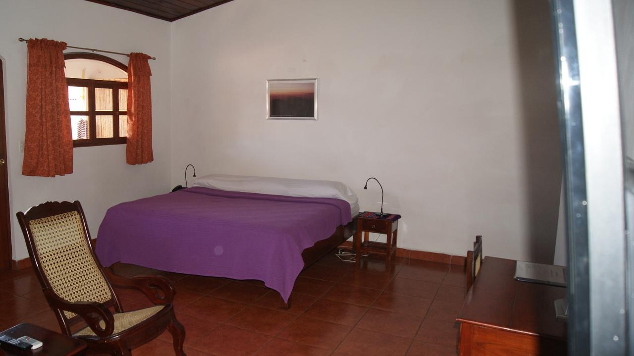 Hotel Cacique Adiact León Exteriör bild